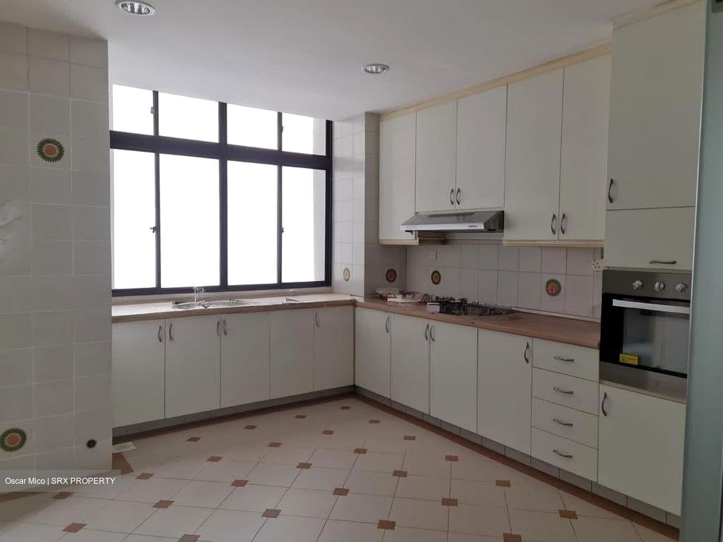 Village Tower (D10), Condominium #613072501